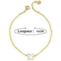 bracelet femme chaine avec pendentif diamant